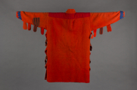 Tlingit%20artist%2C%20%3Cb%3E%3Ci%3E%20Button%20shirt%3C%2Fi%3E%3C%2Fb%3E%2C%20ca.%201880%2C%20wool%2C%20cotton%20cloth%2C%20and%20glass%20buttons%2C%20Museum%20Purchase%3A%20Indian%20Collection%20Subscription%20Fund%2C%20Rasmussen%20Collection%20of%20Northwest%20Coast%20Indian%20Art%2C%20no%20known%20copyright%20restrictions%2C%2048.3.570